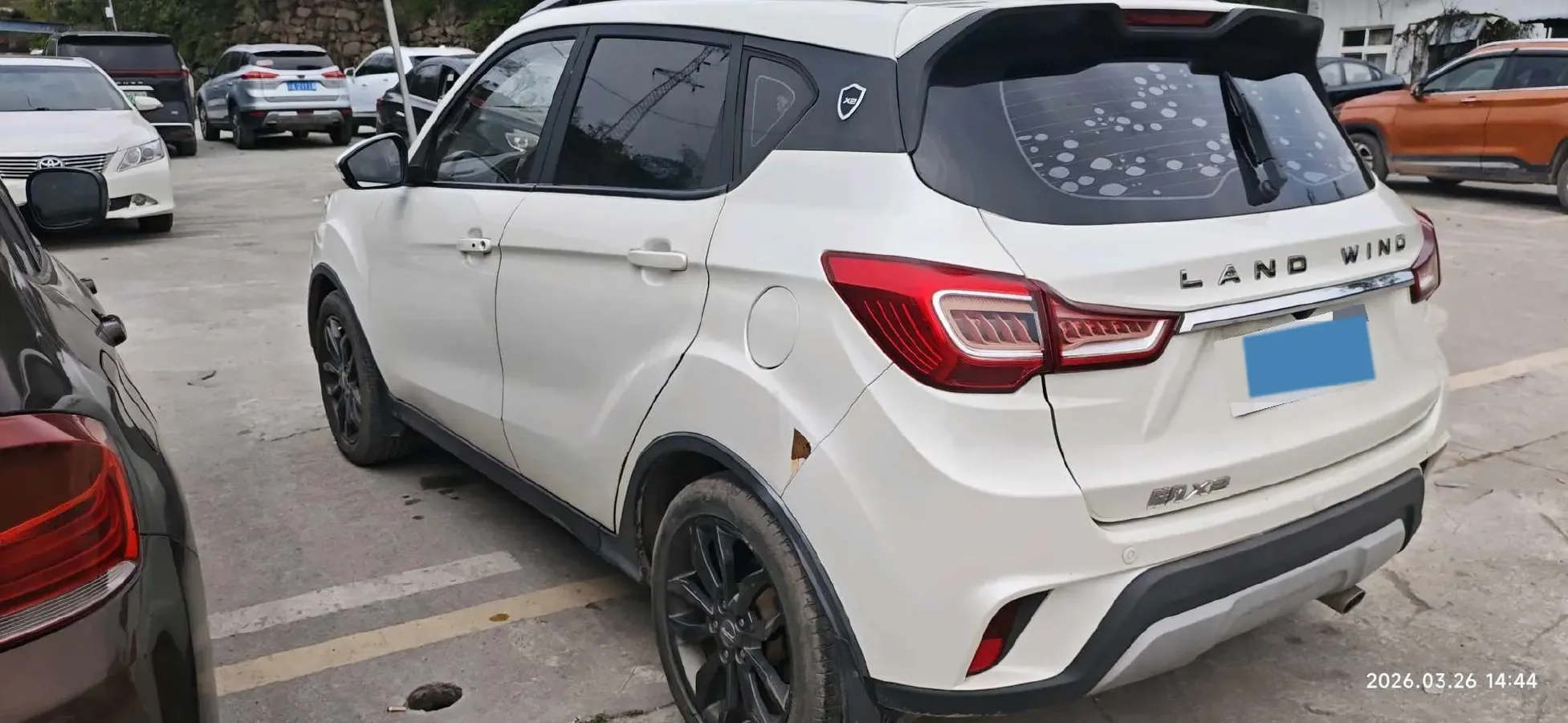 2017 Landwind X2 1.6L 125HP L4 5MT,autocango,china used car exporter,china ev exporter,chinese used car exporter,chinese used ev exporter