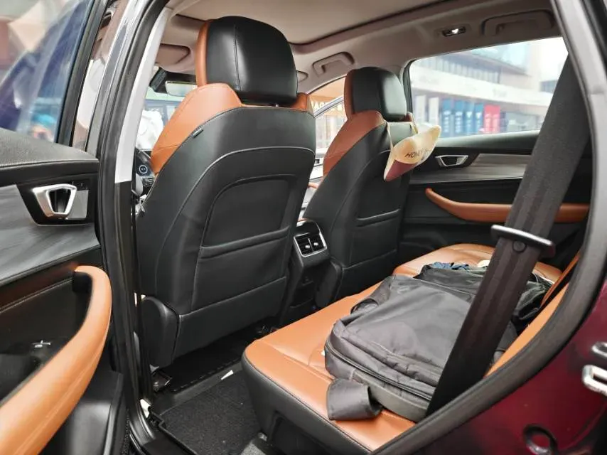 2021 Chery Tiggo 8 Plus 1.6T 197HP L4 7DCT,autocango,china used car exporter,china ev exporter,chinese used car exporter,chinese used ev exporter