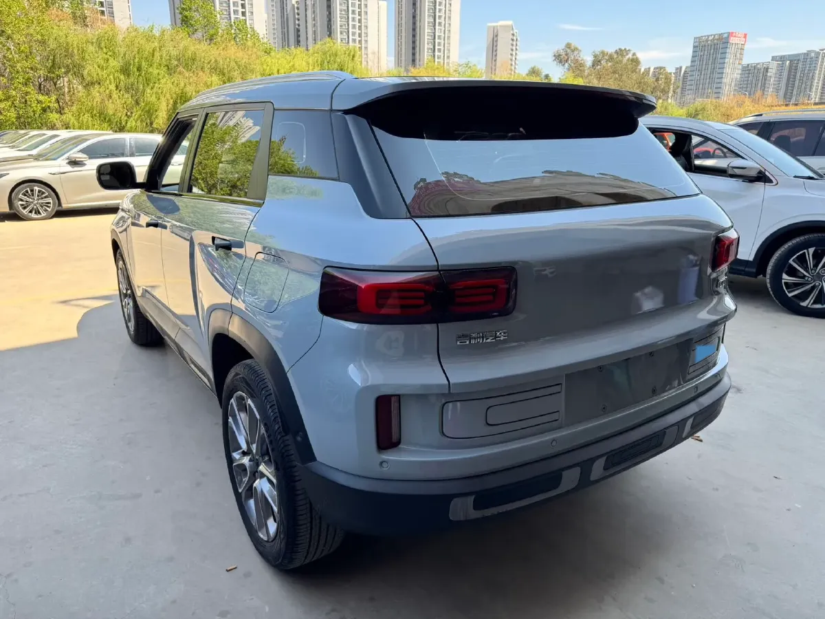 2020 Geely ICON 1.5T 177HP L3 7DCT,autocango,china used car exporter,china ev exporter,chinese used car exporter,chinese used ev exporter