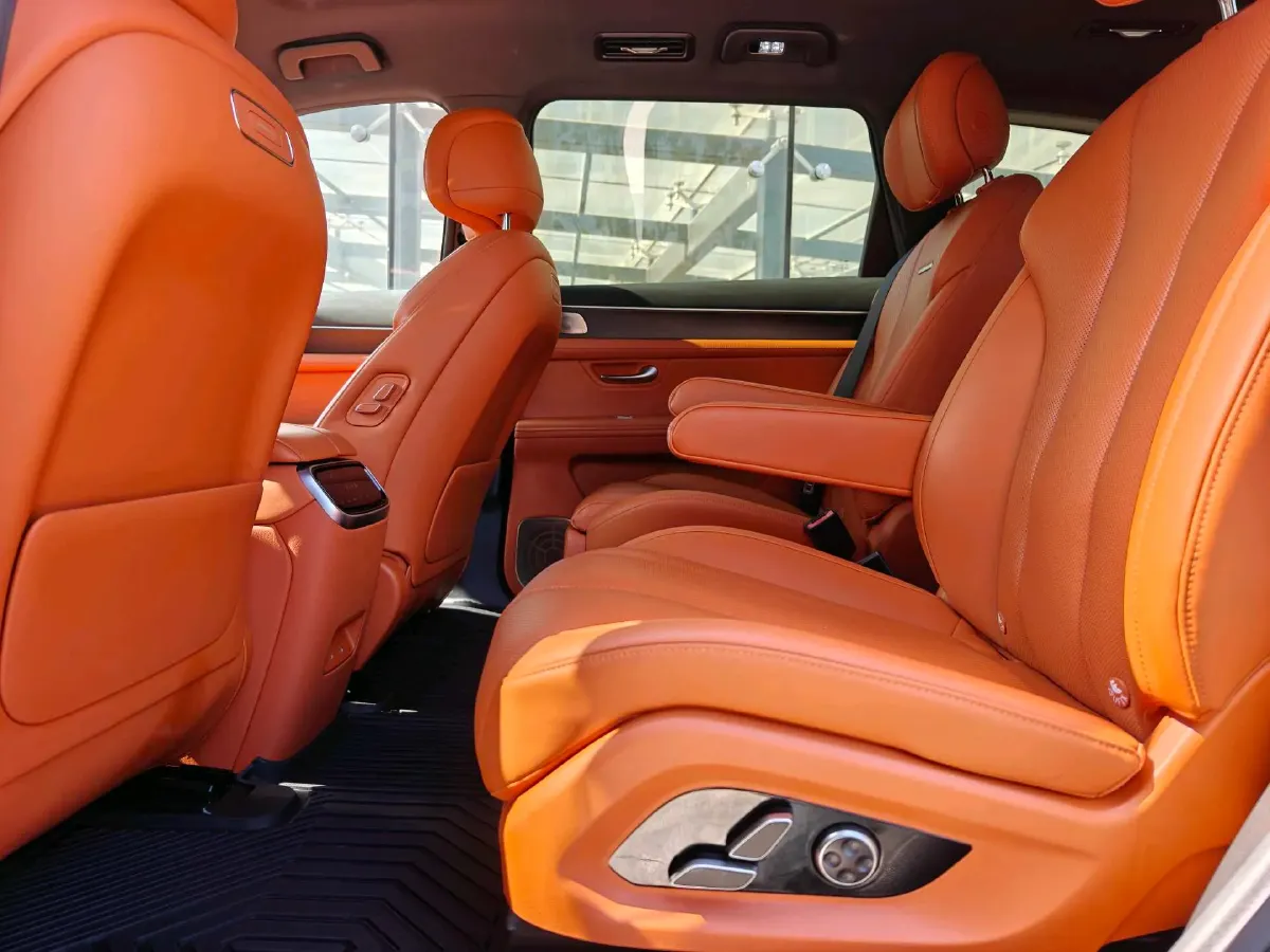 2024 AITO AITO M7 1.5T 152HP L4 REEV 38.5KWH,autocango,china used car exporter,china ev exporter,chinese used car exporter,chinese used ev exporter