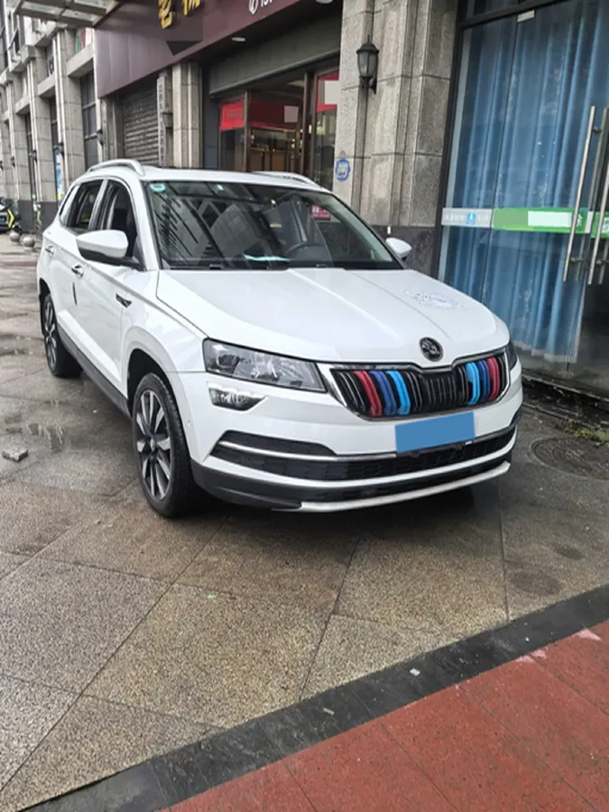 2021 Skoda Karoq 1.4T 150HP L4 7DCT,autocango,china used car exporter,china ev exporter,chinese used car exporter,chinese used ev exporter