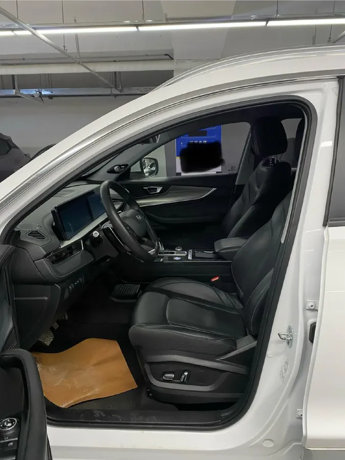 2021 Chery Tiggo 8 Plus 1.6T 197HP L4 7DCT,autocango,china used car exporter,china ev exporter,chinese used car exporter,chinese used ev exporter