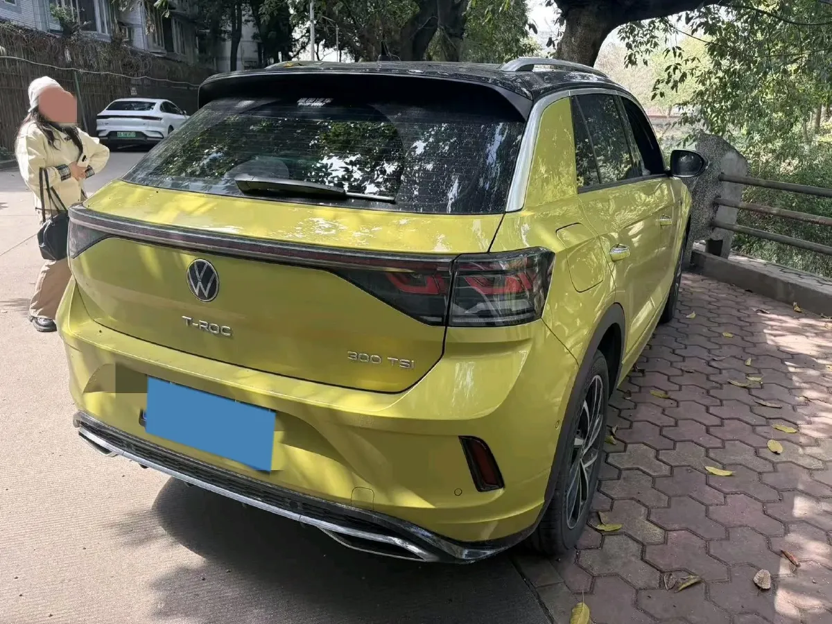 2023 Volkswagen T-Roc 1.5T 160HP L4 7DCT,autocango,china used car exporter,china ev exporter,chinese used car exporter,chinese used ev exporter