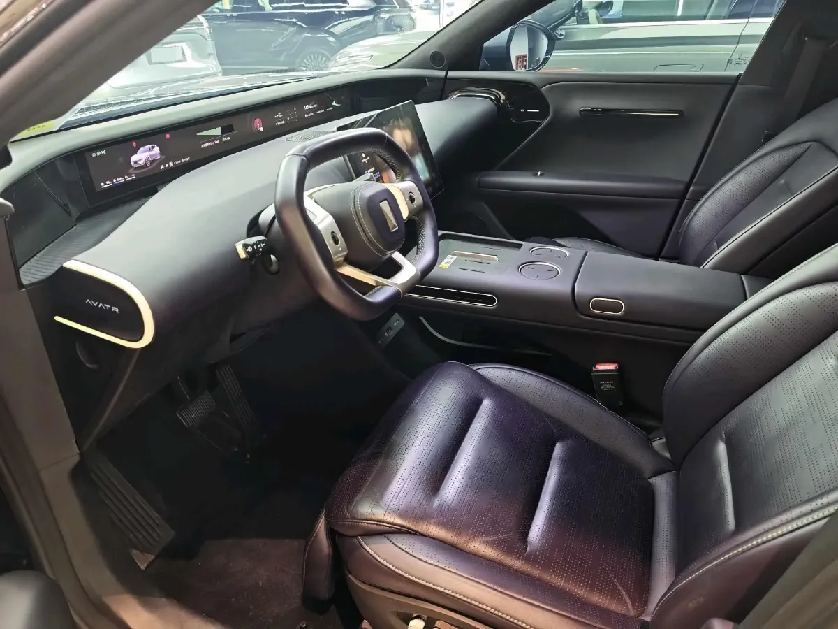 2024 Avatr 07 1.5T 156HP L4 REEV 39.05KWH,autocango,china used car exporter,china ev exporter,chinese used car exporter,chinese used ev exporter