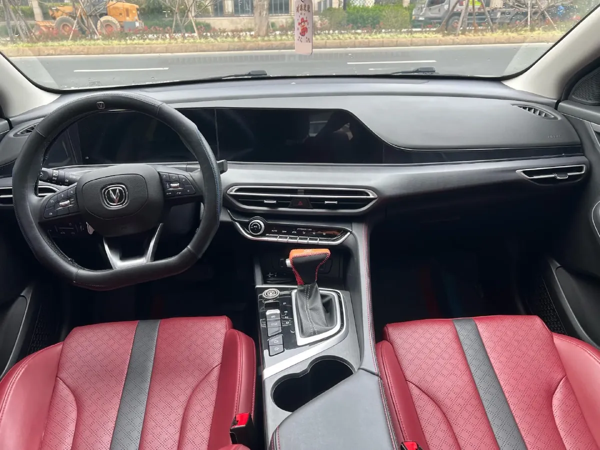 2021 ChangAn Eado 1.4T 160HP L4 7DCT,autocango,china used car exporter,china ev exporter,chinese used car exporter,chinese used ev exporter