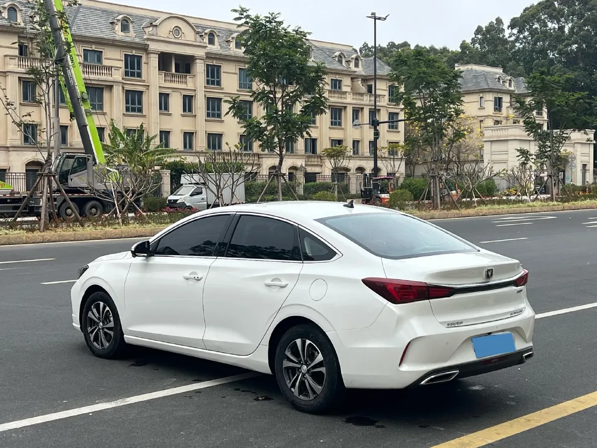 2021 ChangAn Eado 1.4T 160HP L4 7DCT,autocango,china used car exporter,china ev exporter,chinese used car exporter,chinese used ev exporter