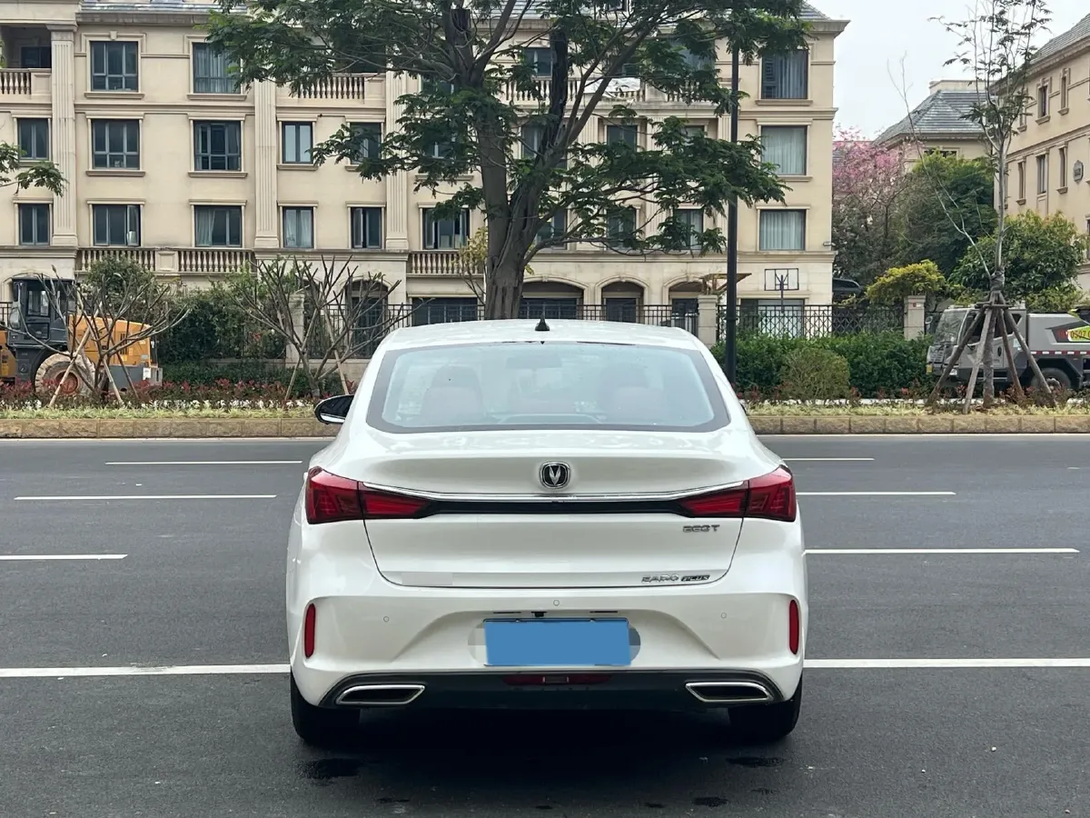 2021 ChangAn Eado 1.4T 160HP L4 7DCT,autocango,china used car exporter,china ev exporter,chinese used car exporter,chinese used ev exporter