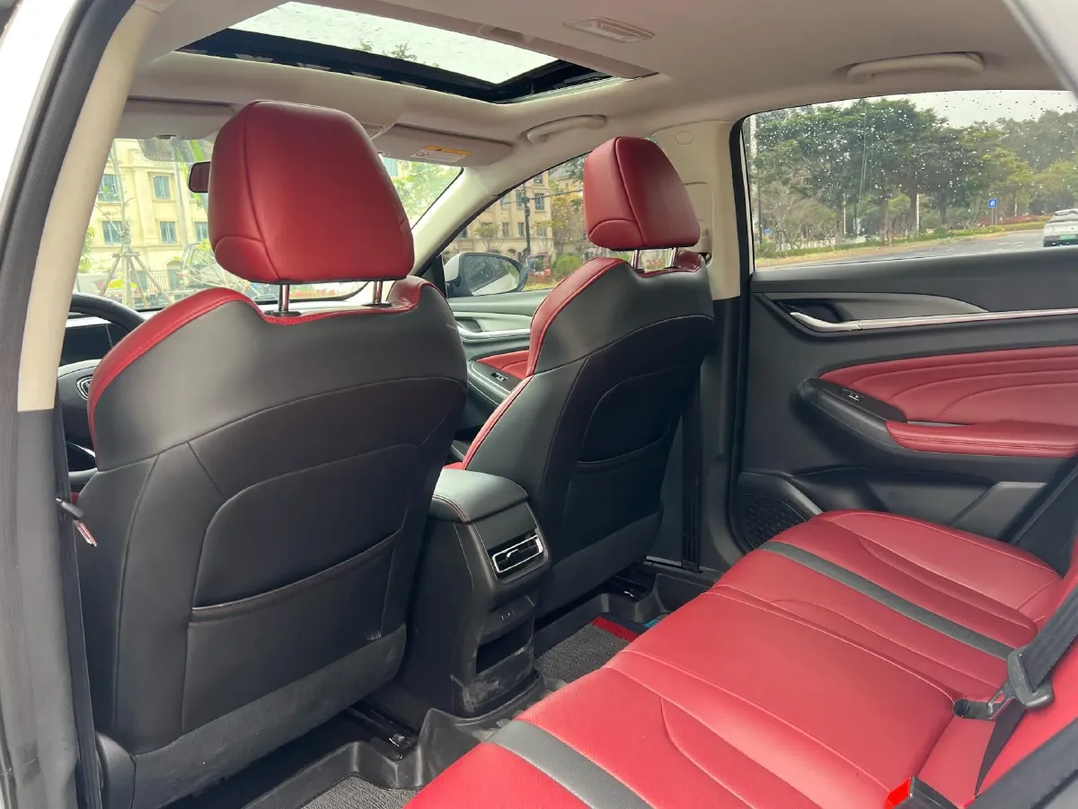 2021 ChangAn Eado 1.4T 160HP L4 7DCT,autocango,china used car exporter,china ev exporter,chinese used car exporter,chinese used ev exporter