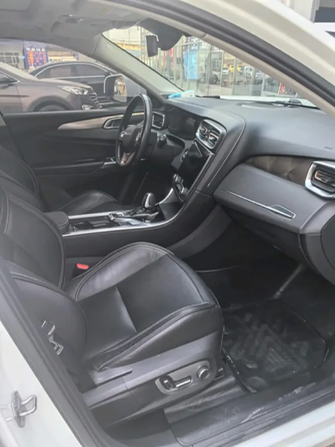 2018 Foton Tunland 2.0T 218HP L4 6AT,autocango,china used car exporter,china ev exporter,chinese used car exporter,chinese used ev exporter