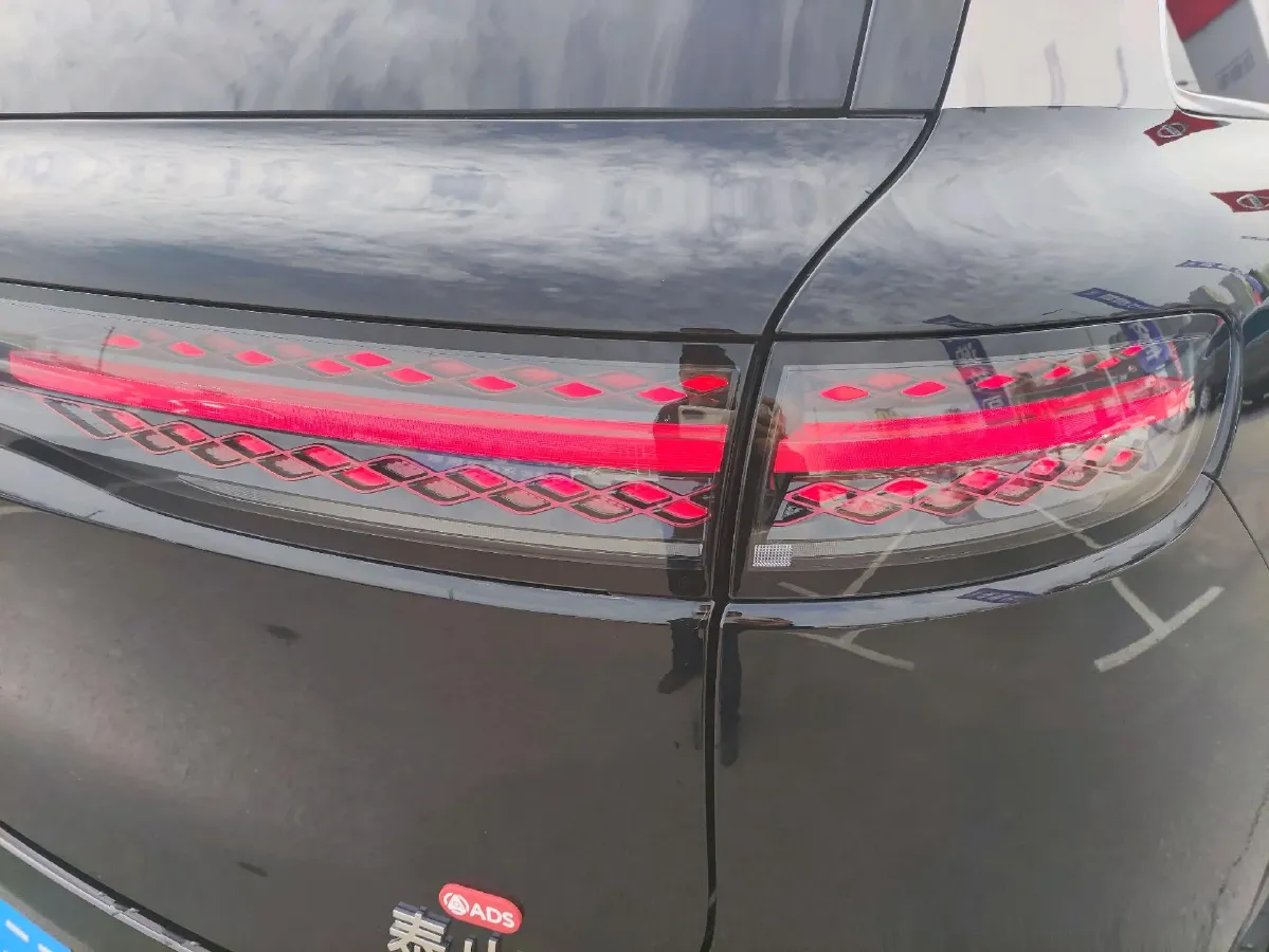 2026 Voyah 9L 1.5T 150HP L4 PHEV,autocango,china used car exporter,china ev exporter,chinese used car exporter,chinese used ev exporter