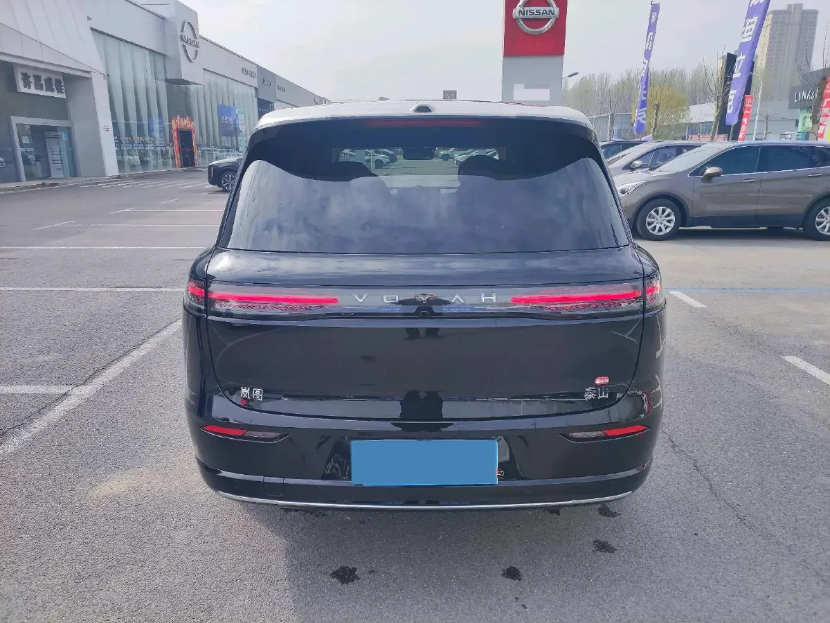 2026 Voyah 9L 1.5T 150HP L4 PHEV,autocango,china used car exporter,china ev exporter,chinese used car exporter,chinese used ev exporter