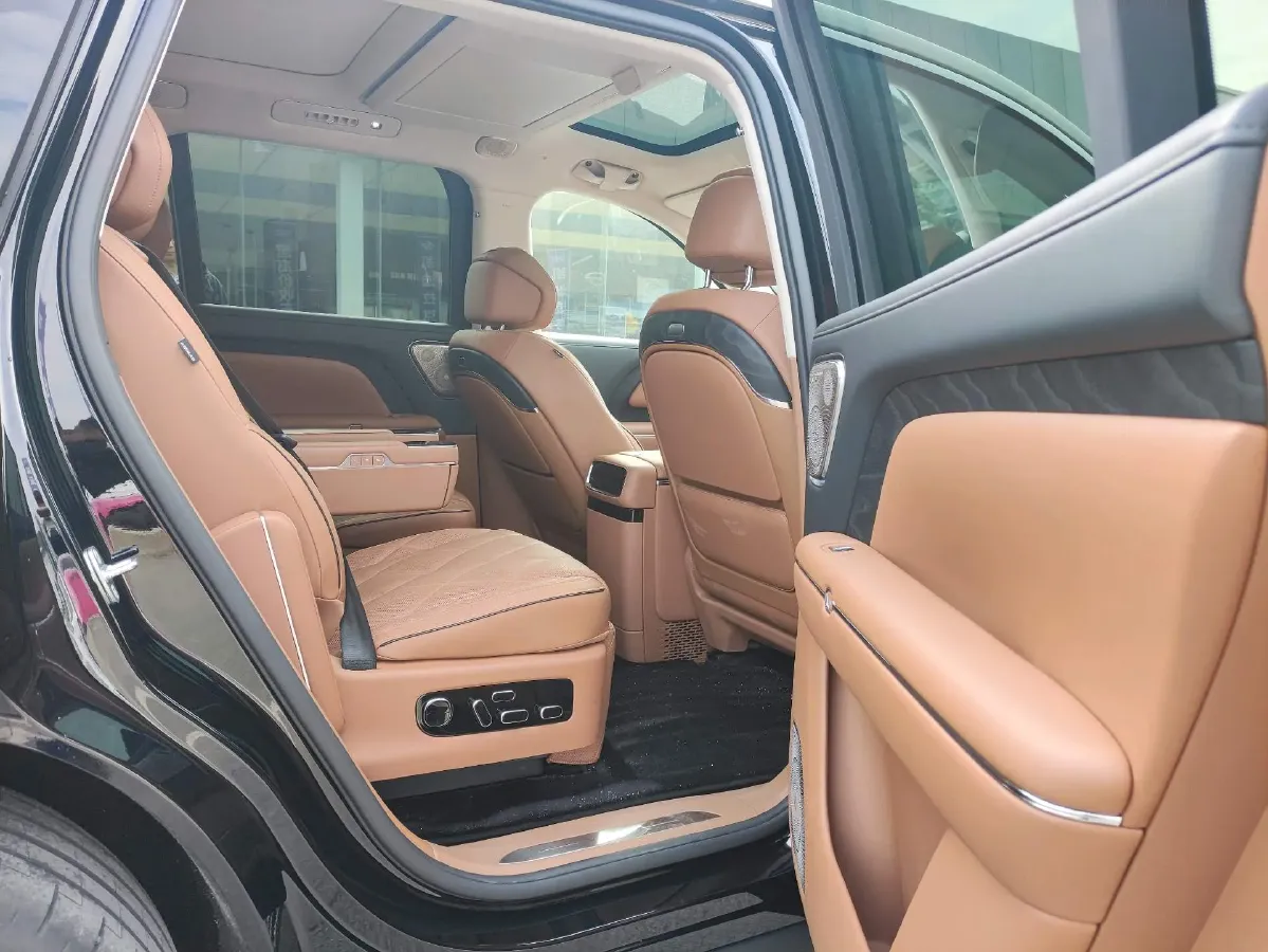 2026 Voyah 9L 1.5T 150HP L4 PHEV,autocango,china used car exporter,china ev exporter,chinese used car exporter,chinese used ev exporter