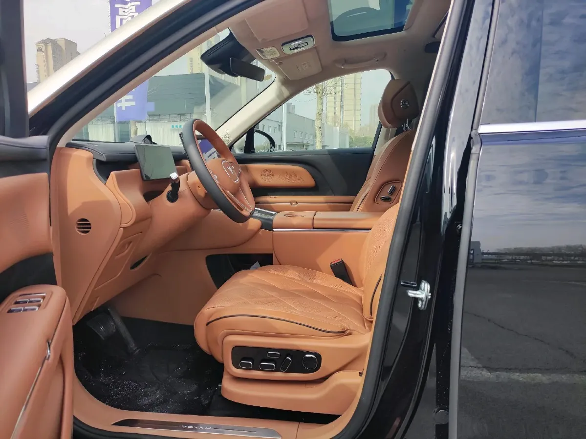 2026 Voyah 9L 1.5T 150HP L4 PHEV,autocango,china used car exporter,china ev exporter,chinese used car exporter,chinese used ev exporter