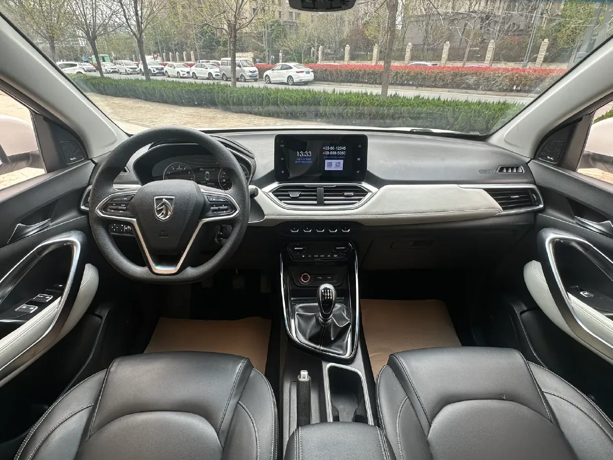 2018 BaoJun 530 1.5T 150HP L4 6MT,autocango,china used car exporter,china ev exporter,chinese used car exporter,chinese used ev exporter