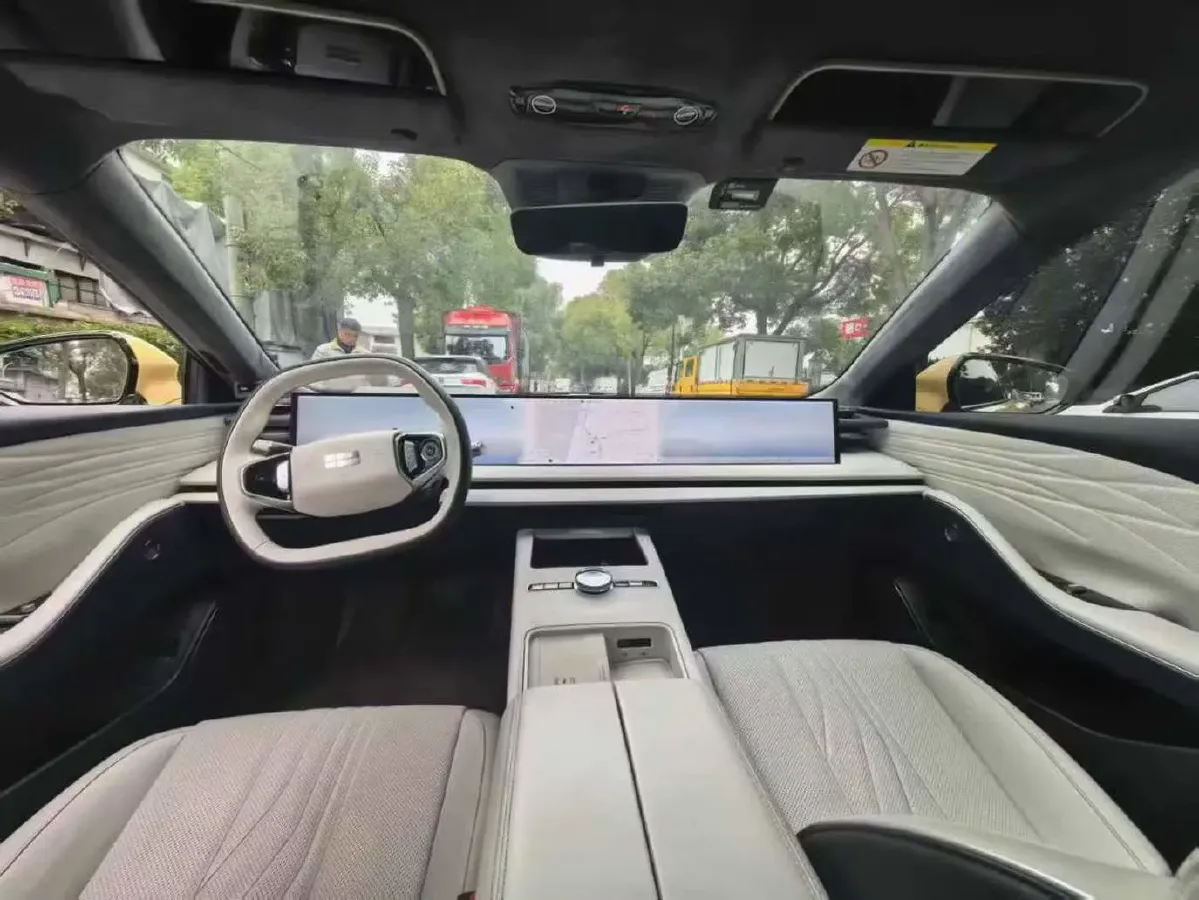 2024 Geely Galaxy E8 BEV 76KWH,autocango,china used car exporter,china ev exporter,chinese used car exporter,chinese used ev exporter