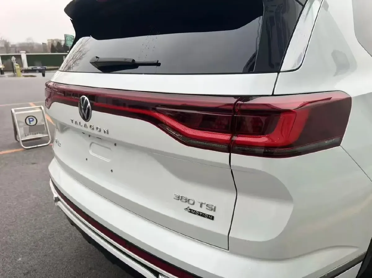 2022 Volkswagen Talagon 2.0T 220HP L4 7DCT,autocango,china used car exporter,china ev exporter,chinese used car exporter,chinese used ev exporter