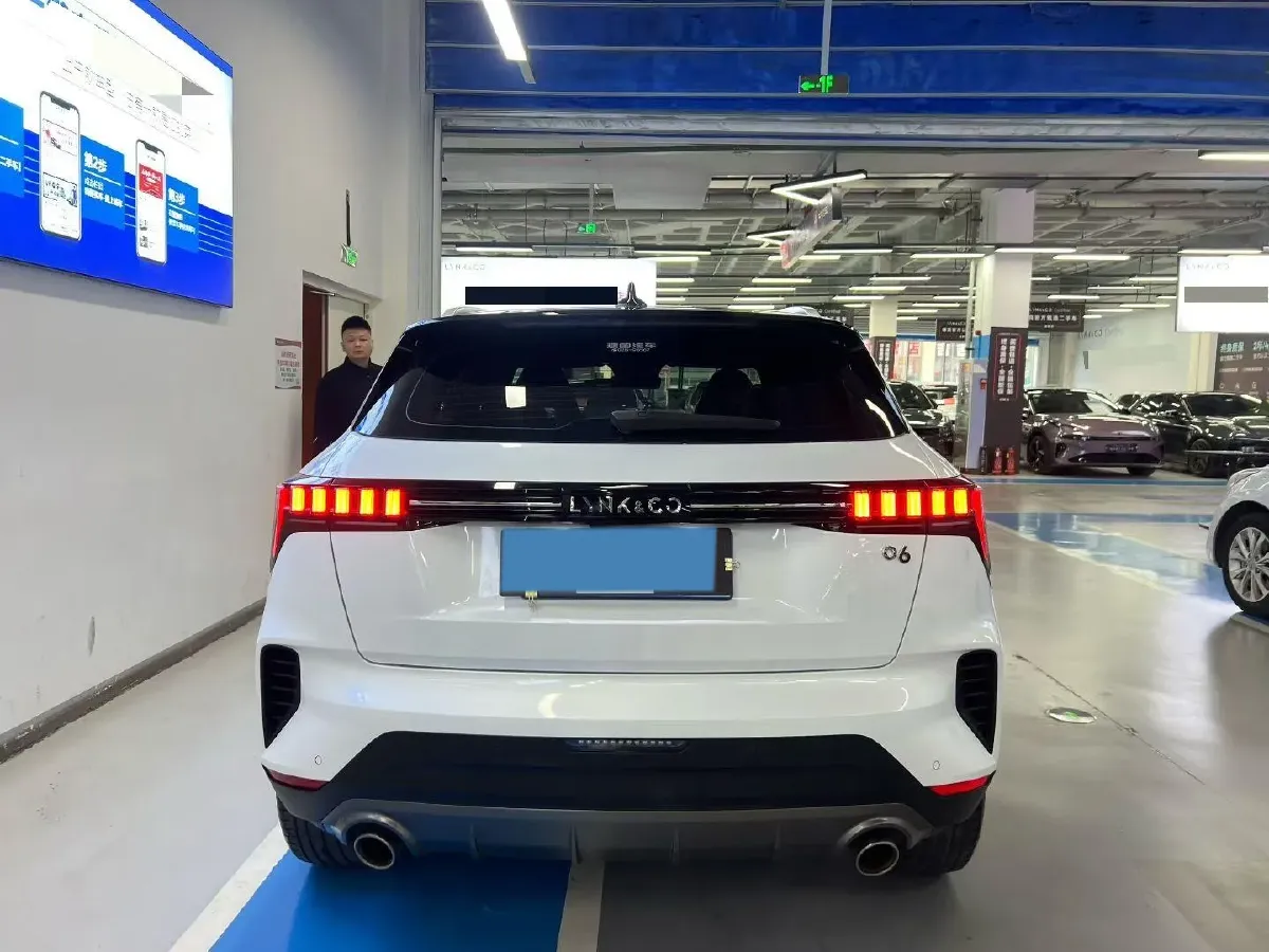 2023 LYNK&CO 06 1.5T 181HP L4 7DCT,autocango,china used car exporter,china ev exporter,chinese used car exporter,chinese used ev exporter