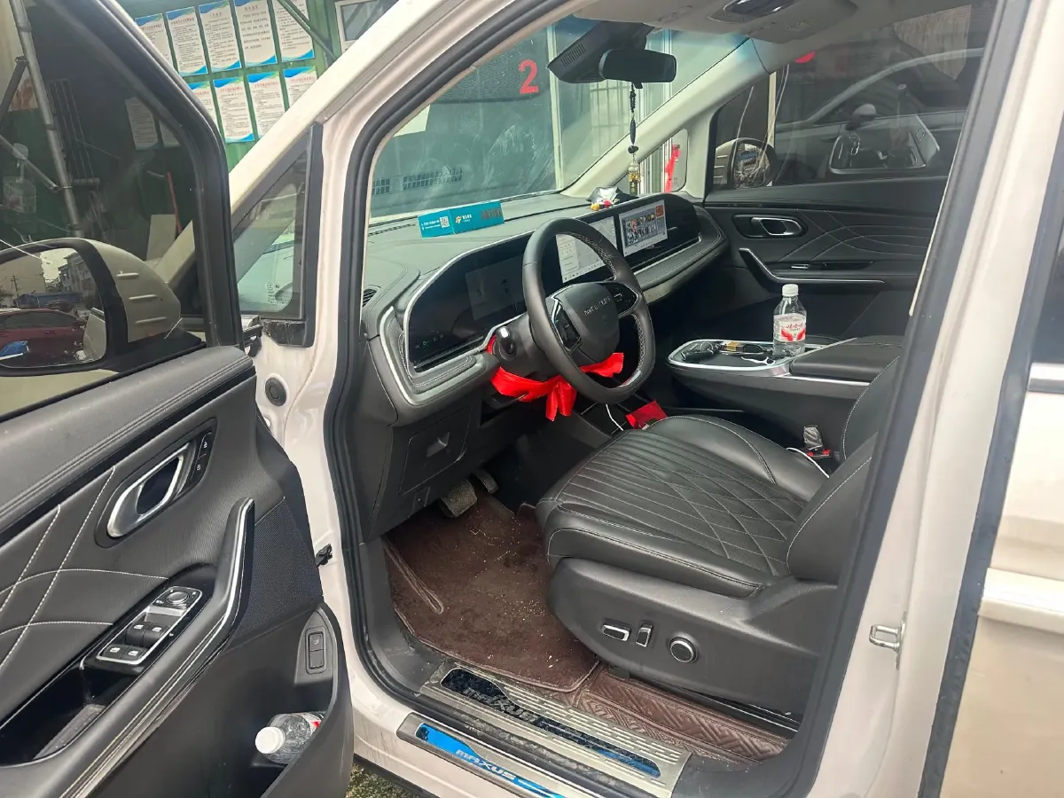 2022 MAXUS G90 2.0T 234HP L4 8AT,autocango,china used car exporter,china ev exporter,chinese used car exporter,chinese used ev exporter