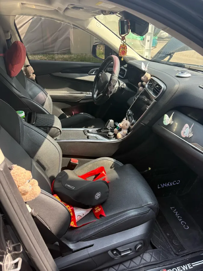 2019 LYNK&CO 01 EM-P 1.5T 180HP L3 7DCT PHEV 9.4KWH,autocango,china used car exporter,china ev exporter,chinese used car exporter,chinese used ev exporter