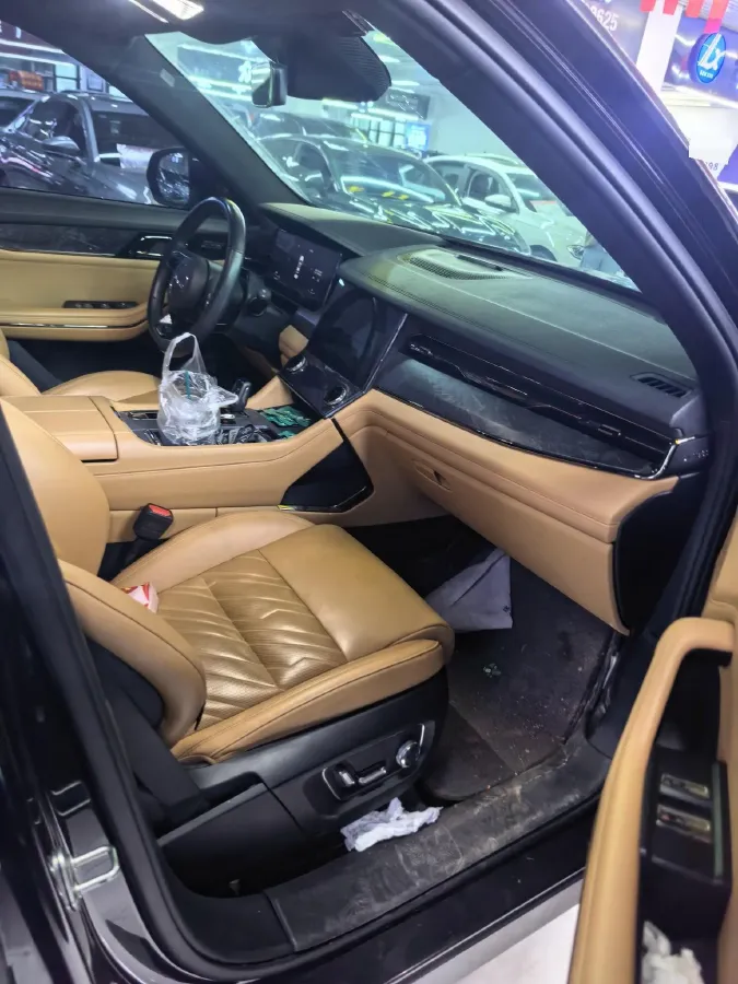 2021 Buick GL8 2.0T 237HP L4 9AT,autocango,china used car exporter,china ev exporter,chinese used car exporter,chinese used ev exporter