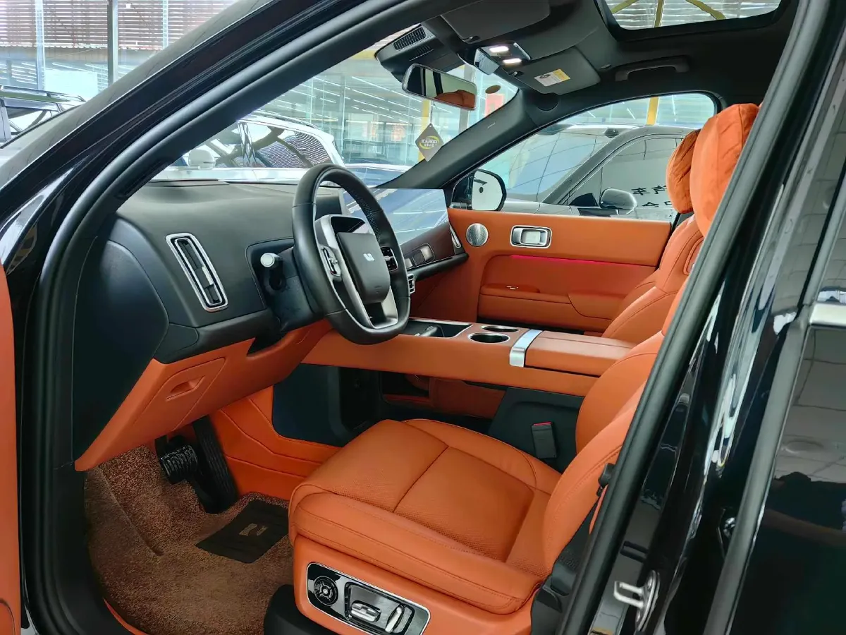 2023 Li L8 Range Extended 154HP REEV 40.9KWH,autocango,china used car exporter,china ev exporter,chinese used car exporter,chinese used ev exporter