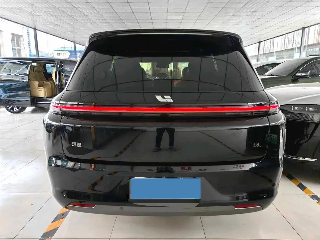 2023 Li L8 Range Extended 154HP REEV 40.9KWH,autocango,china used car exporter,china ev exporter,chinese used car exporter,chinese used ev exporter