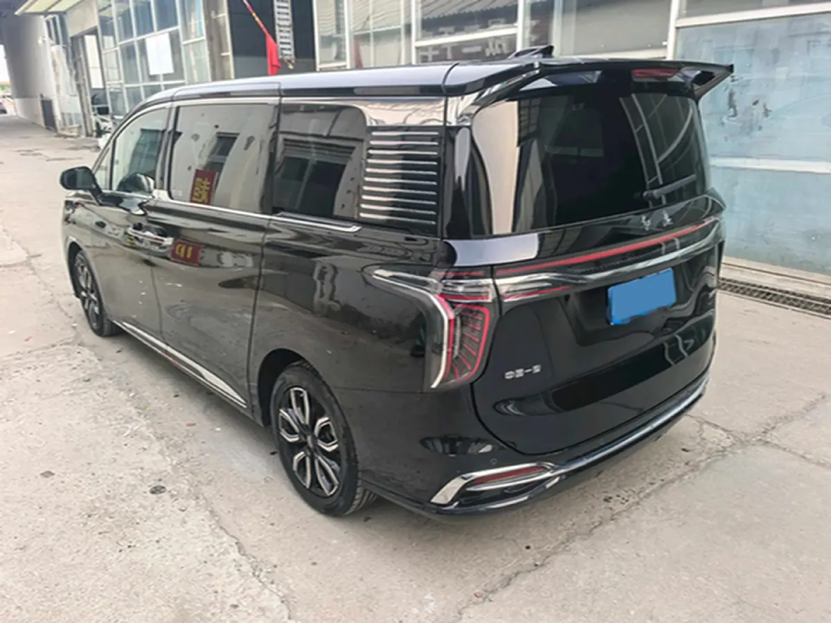 2023 HongQi HQ9 2.0T 252HP L4 8AT,autocango,china used car exporter,china ev exporter,chinese used car exporter,chinese used ev exporter