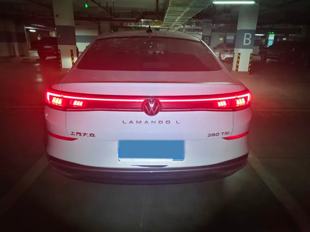 2024 Volkswagen Lamando 1.4T 150HP L4 7DCT,autocango,china used car exporter,china ev exporter,chinese used car exporter,chinese used ev exporter