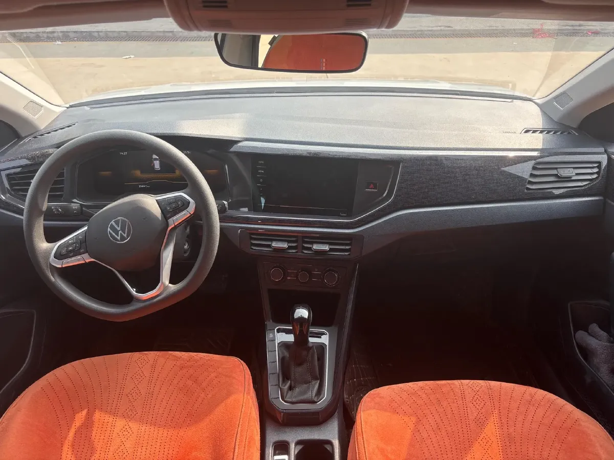 2025 Ruichi Auto EC75 BEV 41.85KWH,autocango,china used car exporter,china ev exporter,chinese used car exporter,chinese used ev exporter