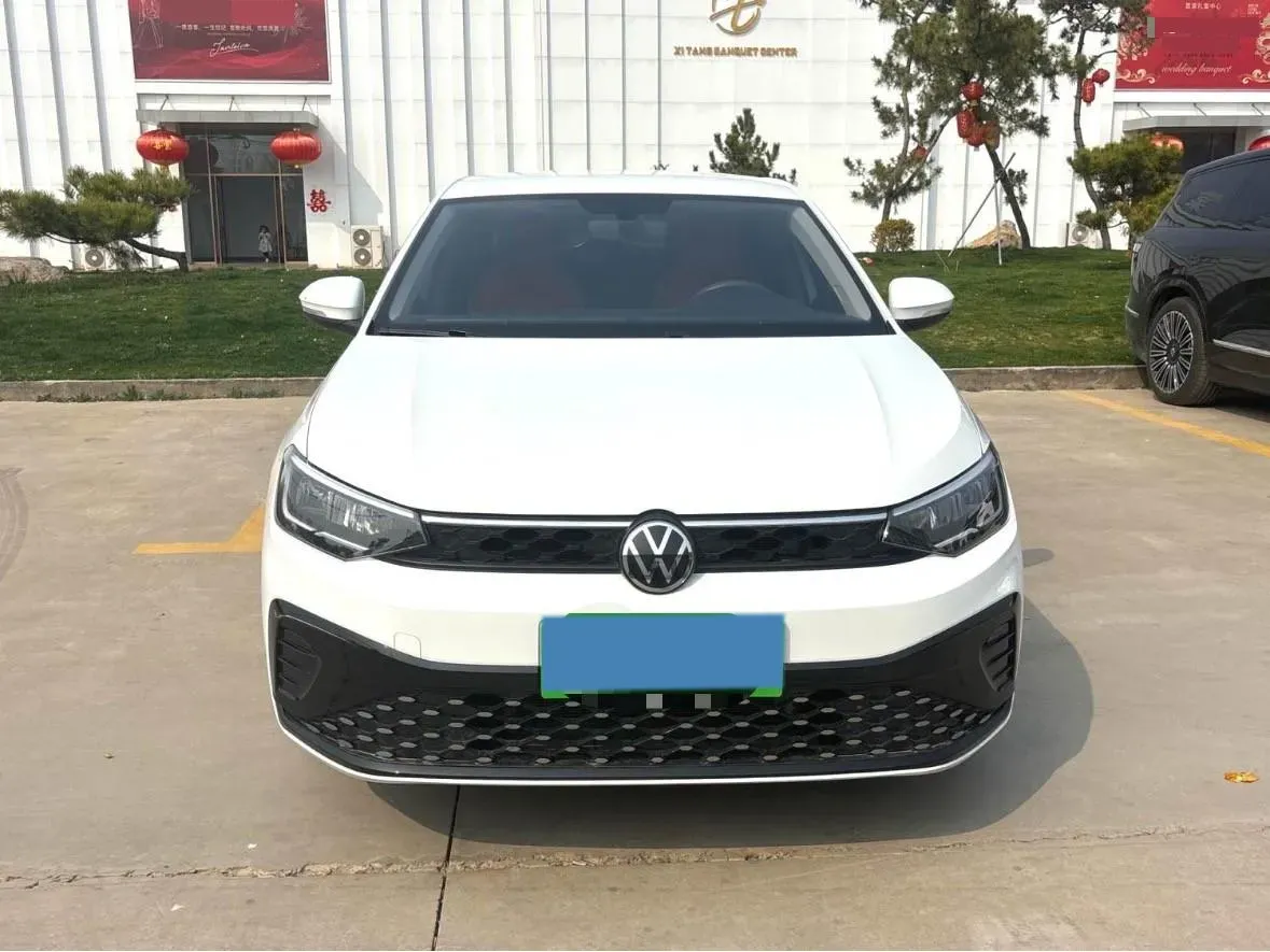 2025 Ruichi Auto EC75 BEV 41.85KWH,autocango,china used car exporter,china ev exporter,chinese used car exporter,chinese used ev exporter