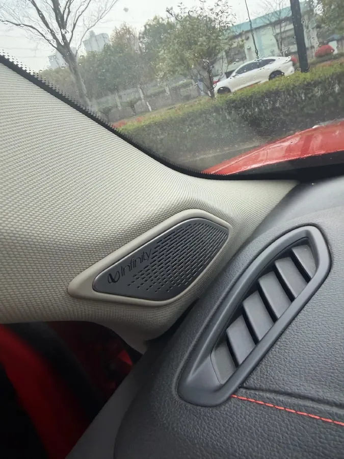 2017 Foton Sauvana 2.0T 218HP L4 6AT,autocango,china used car exporter,china ev exporter,chinese used car exporter,chinese used ev exporter