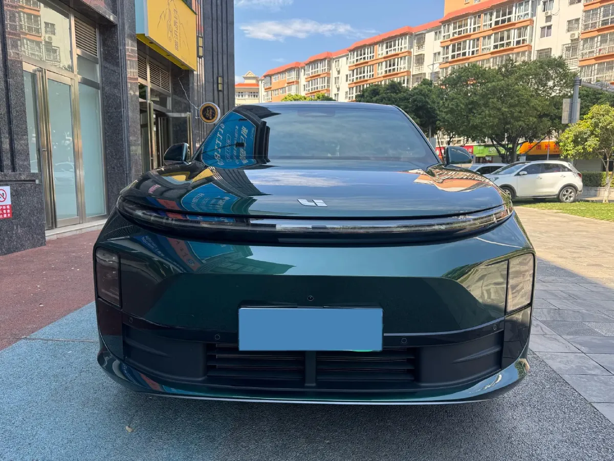 2024 Li L6 Range Extended 154HP L4 REEV 36.8KWH,autocango,china used car exporter,china ev exporter,chinese used car exporter,chinese used ev exporter