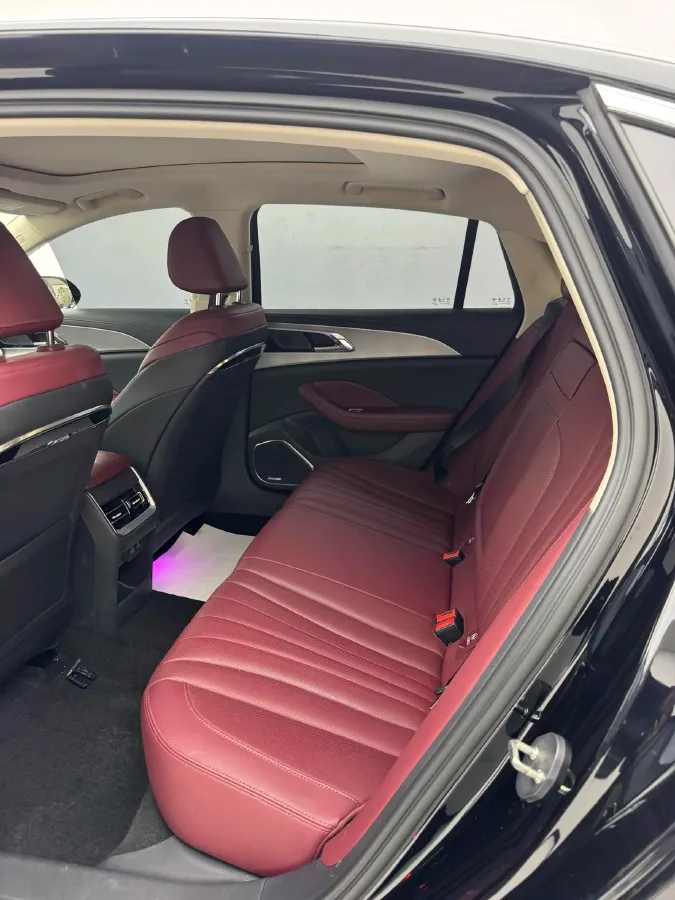 2024 HongQi H5 1.5T 169HP L4 7DCT,autocango,china used car exporter,china ev exporter,chinese used car exporter,chinese used ev exporter