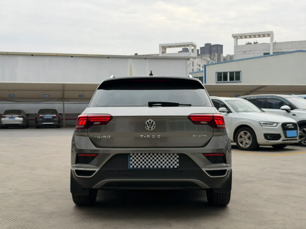 2020 Volkswagen T-Roc 1.4T 150HP L4 7DCT,autocango,china used car exporter,china ev exporter,chinese used car exporter,chinese used ev exporter
