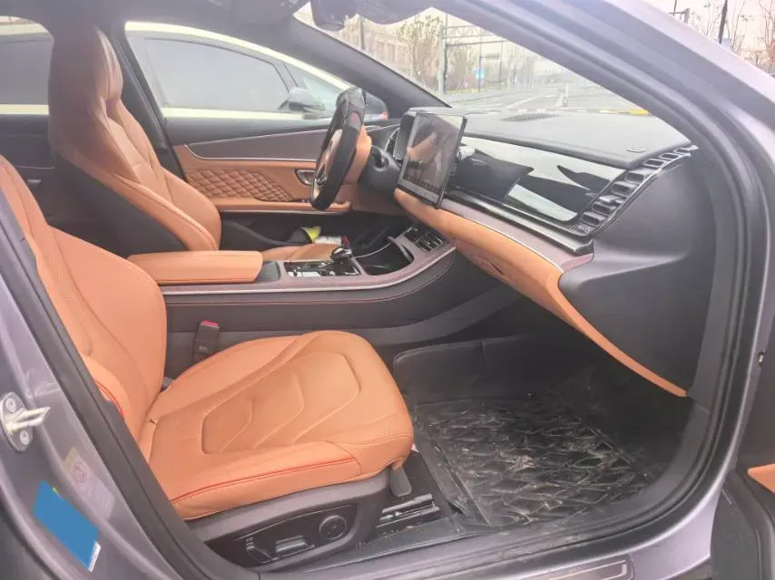 2022 Volkswagen Tiguan L 2.0T 186HP L4 7DCT,autocango,china used car exporter,china ev exporter,chinese used car exporter,chinese used ev exporter