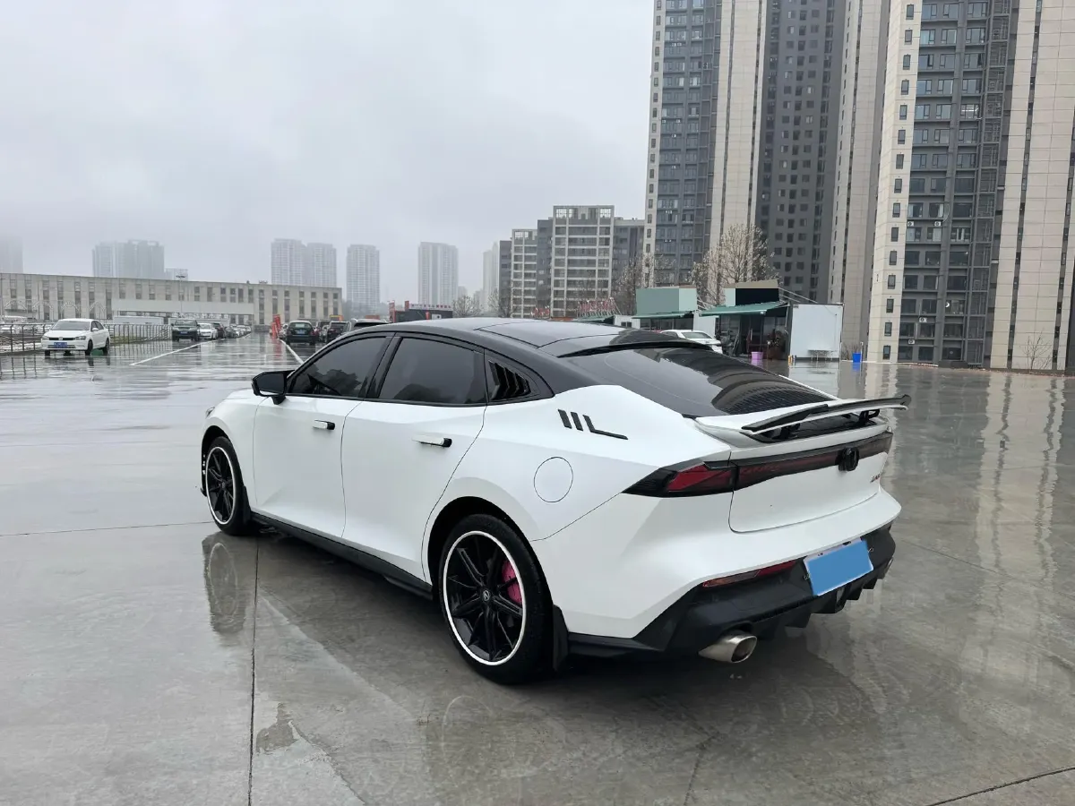 2022 ChangAn UNI-V 1.5T 188HP L4 7DCT,autocango,china used car exporter,china ev exporter,chinese used car exporter,chinese used ev exporter