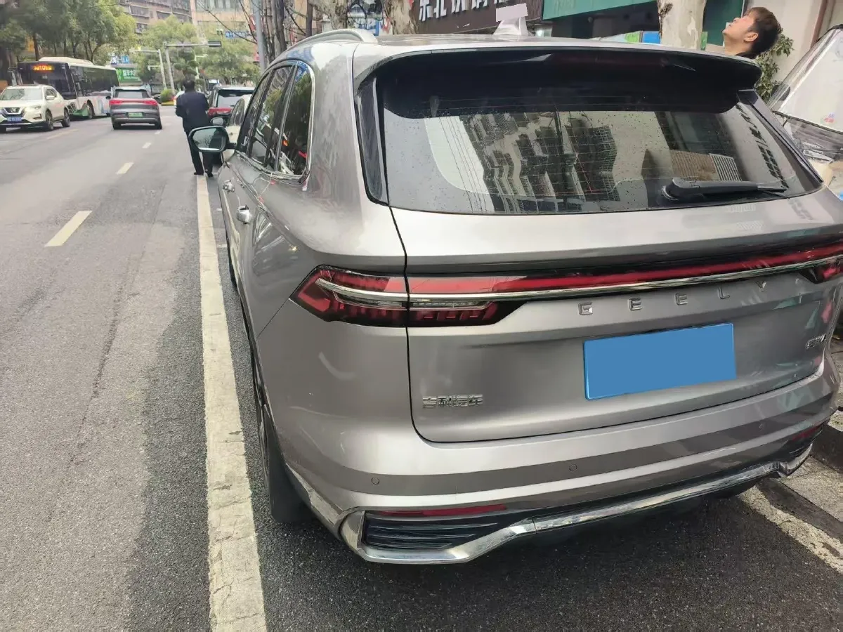 2021 Geely Monjaro 2.0T 218HP L4 7DCT,autocango,china used car exporter,china ev exporter,chinese used car exporter,chinese used ev exporter