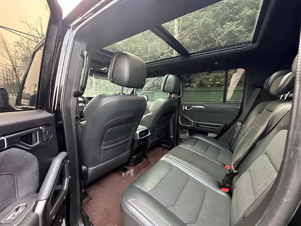 2023 Jetour Traveller 2.0T 254HP L4 7DCT,autocango,china used car exporter,china ev exporter,chinese used car exporter,chinese used ev exporter