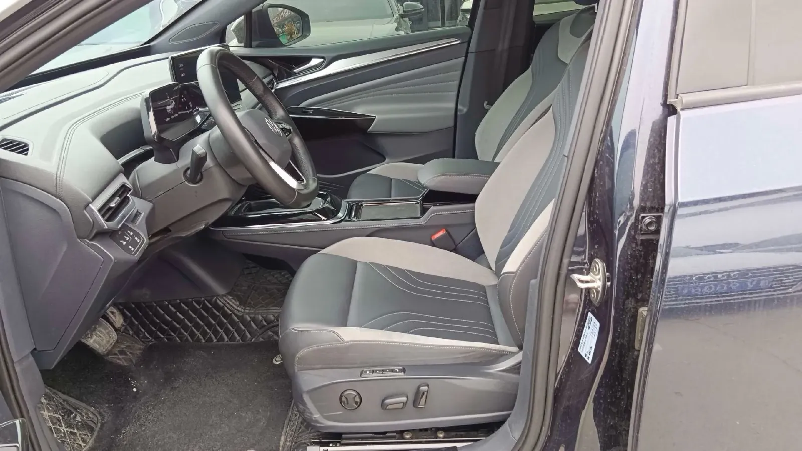 2021 Volkswagen ID.4 Crozz BEV 84.8KWH,autocango,china used car exporter,china ev exporter,chinese used car exporter,chinese used ev exporter