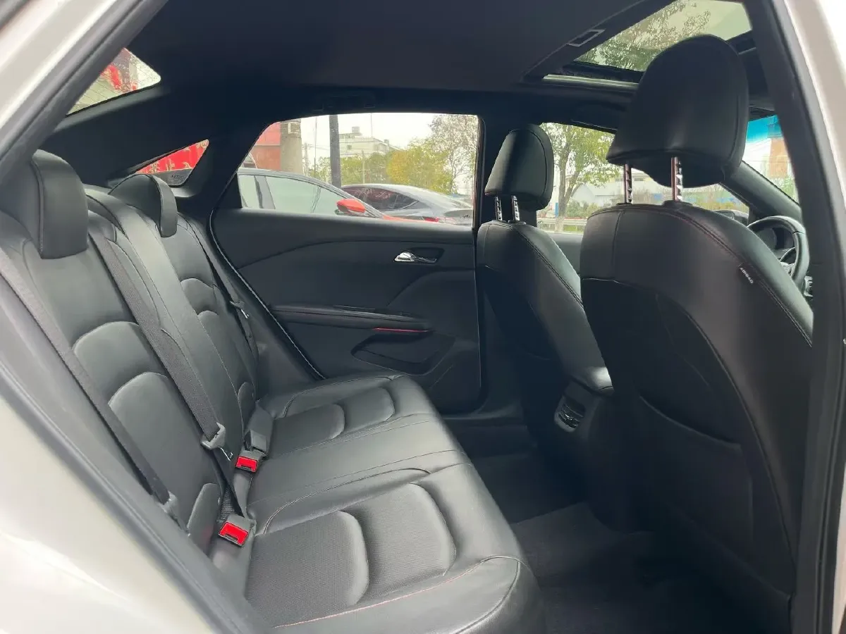 2019 Chevrolet Monza 1.3T 163HP L3 6AT,autocango,china used car exporter,china ev exporter,chinese used car exporter,chinese used ev exporter