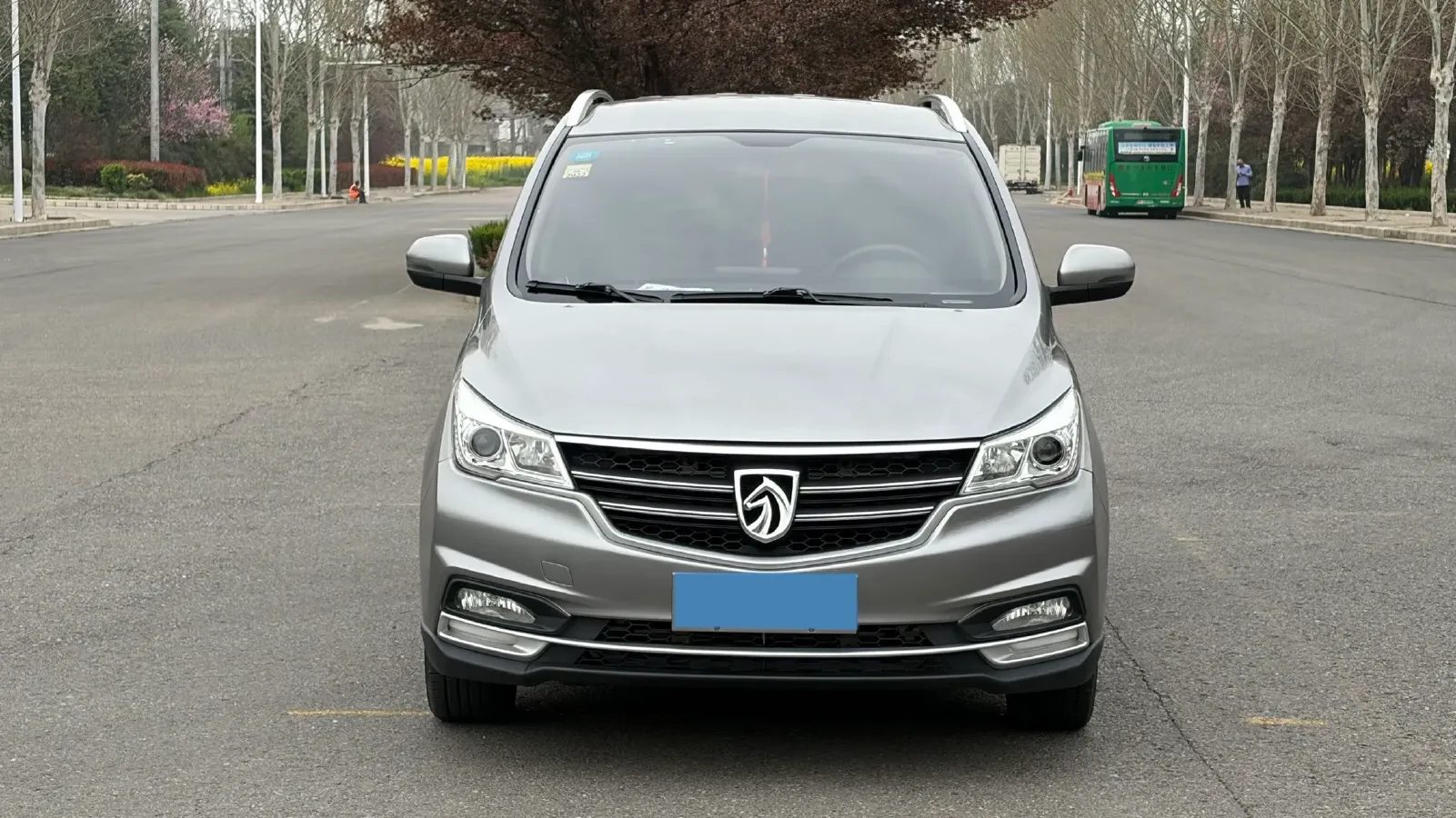 2019 BaoJun 730 1.5L 112HP L4 6MT,autocango,china used car exporter,china ev exporter,chinese used car exporter,chinese used ev exporter