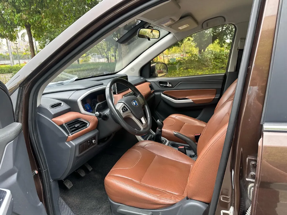 2017 BAIC ChangHe M70 1.5L 113HP L4 5MT,autocango,china used car exporter,china ev exporter,chinese used car exporter,chinese used ev exporter