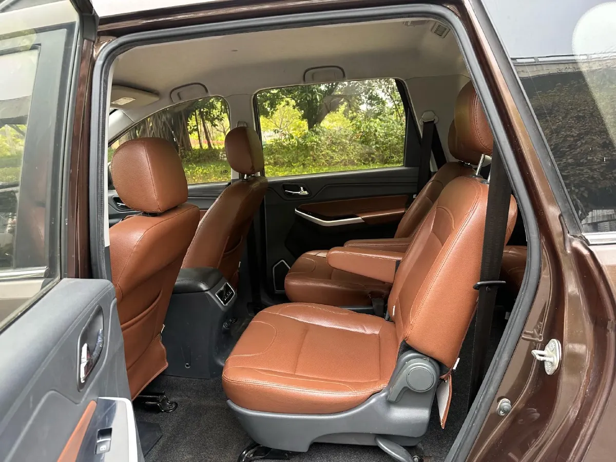 2017 BAIC ChangHe M70 1.5L 113HP L4 5MT,autocango,china used car exporter,china ev exporter,chinese used car exporter,chinese used ev exporter