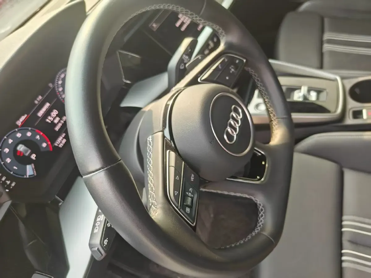 2024 Audi A3 1.4T 150HP L4 7DCT,autocango,china used car exporter,china ev exporter,chinese used car exporter,chinese used ev exporter