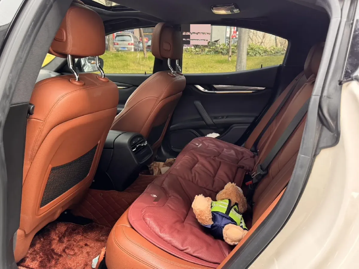 2018 Maserati Ghibli 3.0T 350HP V6 8AT,autocango,china used car exporter,china ev exporter,chinese used car exporter,chinese used ev exporter