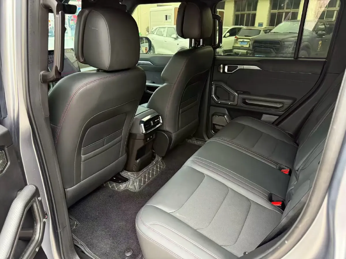 2023 Jetour Traveller 2.0T 254HP L4 8AT,autocango,china used car exporter,china ev exporter,chinese used car exporter,chinese used ev exporter