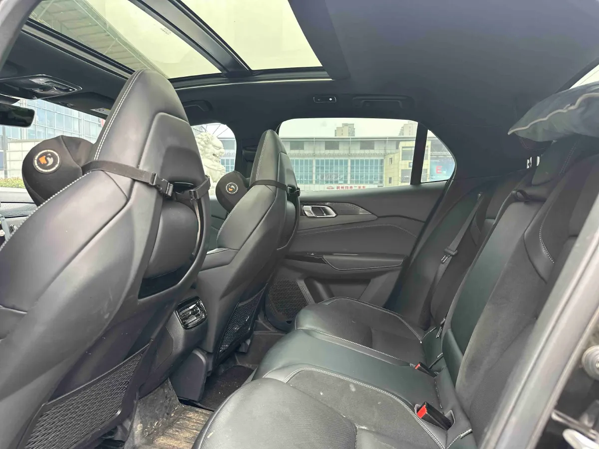 2022 LYNK&CO 03 2.0T 190HP L4 7DCT,autocango,china used car exporter,china ev exporter,chinese used car exporter,chinese used ev exporter