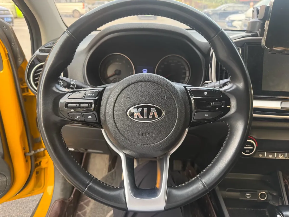 2019 Kia KX1 1.4L 100HP L4 6AT,autocango,china used car exporter,china ev exporter,chinese used car exporter,chinese used ev exporter