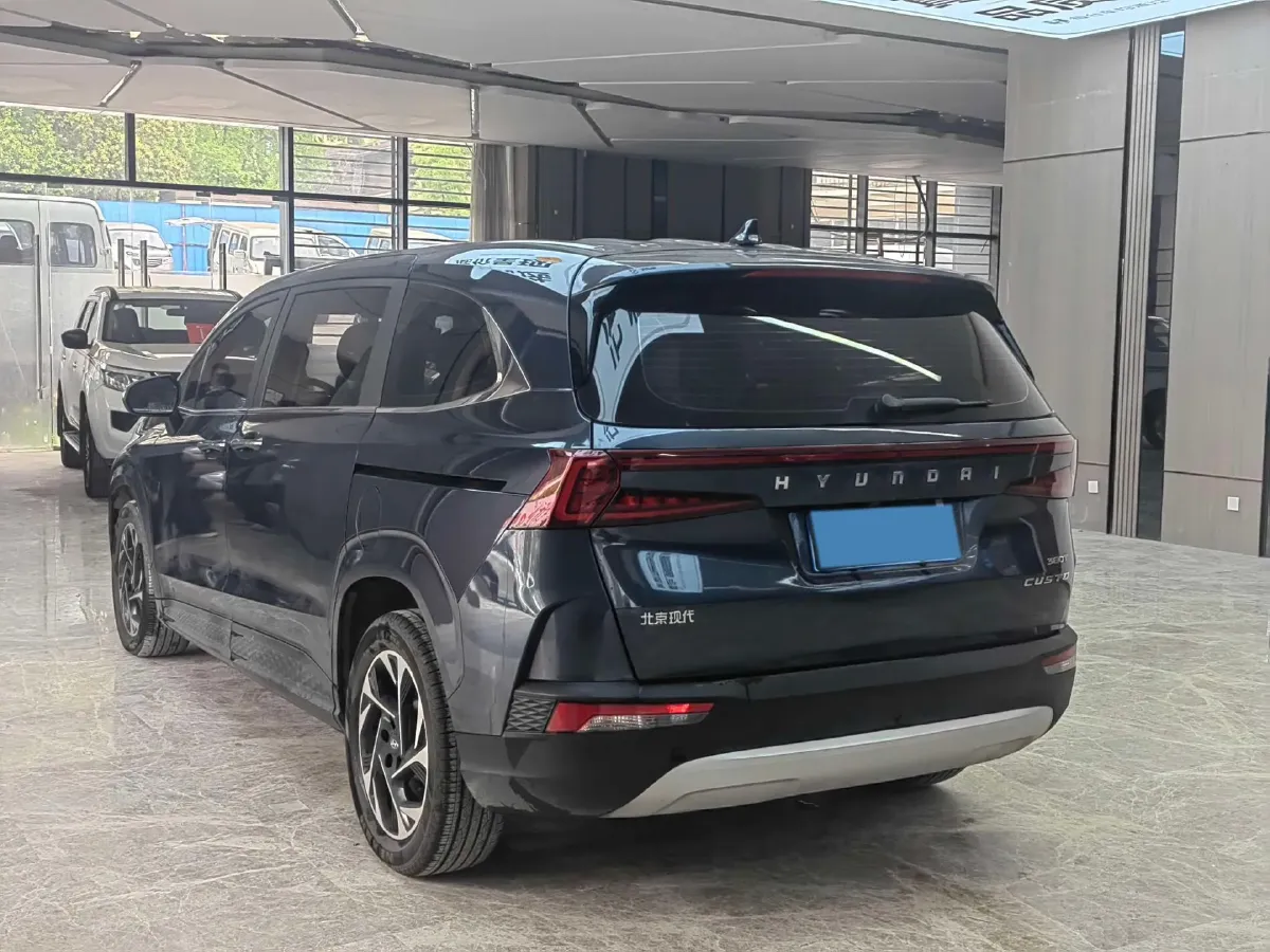2021 Hyundai Custo 2.0T 236HP L4 8AT,autocango,china used car exporter,china ev exporter,chinese used car exporter,chinese used ev exporter