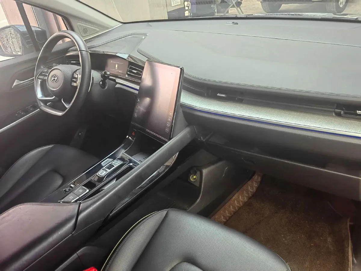 2021 Hyundai Custo 2.0T 236HP L4 8AT,autocango,china used car exporter,china ev exporter,chinese used car exporter,chinese used ev exporter